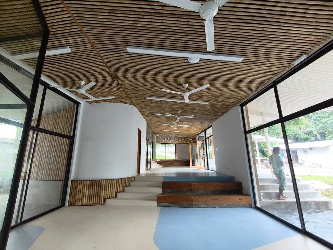 Kindergarten in Ende, Flores — 2